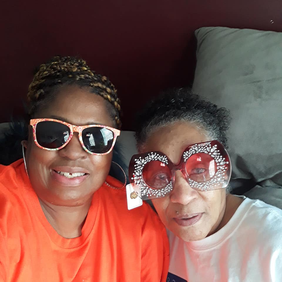 Janie Harris Ffrankin and Jeanette Harris Cabbage 2